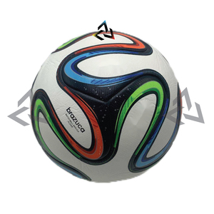Ballon de football officiel du Brésil 2014, haut de gamme, en cuir sans couture, taille 5, logo personnalisé BRAZUCA - Product Image 1