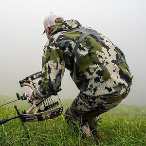 Veste à capuche Guide PRO - Veste de chasse résistante au vent, hydrofuge et softshell - Product Image 3