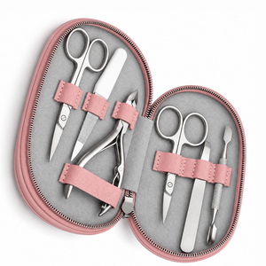 Kit de manucure en acier inoxydable, ensemble de coupe-ongles 6 pièces, étui de style classique portable pour adultes - Product Image 4