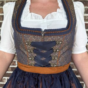 Women's Bavarian Style Dirndl <b>Dress</b> Knee-Length Satin A-Line With Floral Embroidery Square Neck Three Quarter Sleeve Vintage - Product Image 5