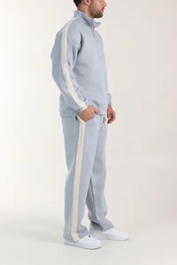 Conjunto Deportivo EVER GLOW Ecológico y Transpirable de Camiseta y Pantalones Cortos 2 en 1 de Nailon/Algodón de Secado Rápido para Hombre, con Logotipo Frontal - Product Image 4