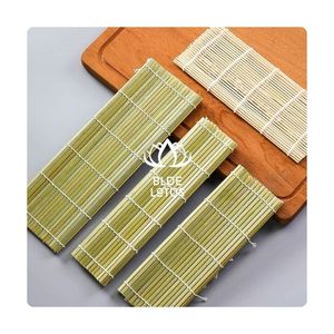 BEST-SELLER |   Tapis à rouler en bambou pour la préparation de sushis à la maison et au restaurant, applications culinaires, Vietnam - Product Image 1