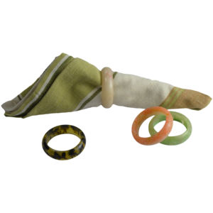 Anneau de serviette au design moderne pour la table, support en résine colorée pour la décoration de table à manger, idéal pour hôtels et événements festifs - Product Image 2