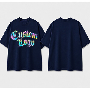 เสื้อยืดคอตตอนสีน้ำเงินกรมท่าขนาดใหญ่พิเศษพร้อมโลโก้แบบกอธิคสะท้อนแสงสีรุ้งตามสั่ง |   เสื้อยืดสตรีทแวร์ลายกราฟิกสำหรับทุกเพศ รุ่นเฮฟวี่เวท - Product Image 3