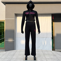 Ensemble de yoga grande taille couleur unie respirant avec pantalon de survêtement taille haute coupe droite et sweat à capuche court – Tenue de sport