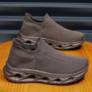 Nuevos zapatos informales versátiles de otoño para hombre y mujer, zapatos deportivos ligeros y transpirables, zapatos antideslizantes y estables para caminar - Product Image 3