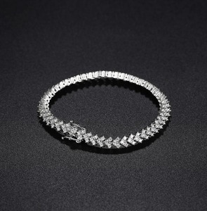 สร้อยข้อมือเพชรแพลตตินั่มทรงกลมเจียระไนแบบบริลเลียนท์สี D ธรรมชาติ เครื่องประดับงานแต่งงานสำหรับผู้หญิง สไตล์คลาสสิก - Product Image 2
