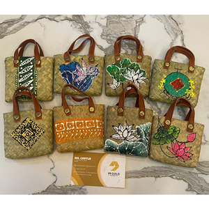 Porte-clés artisanal en feuille de palmier avec motif fleur de lotus, écologique, style asiatique, cadeau d'affaires et de vacances, mariage 99 GOLD DATA - Product Image 5