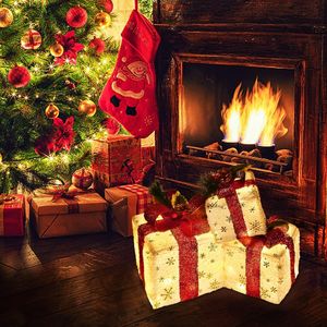 Set di 3 Scatole Regalo Illuminate a Forma di Fiocco di Neve Dorato, Decorazioni Natalizie Pre-Illuminate con 60 LED per Esterni, Funzionamento a Batteria - Product Image 1