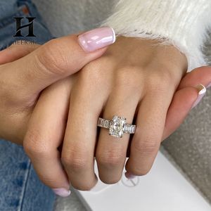 Anillo de Boda Moderno con Corte Esmeralda Alargado, Anillo de Aniversario con Racimo de Baguettes, Oro 10K 14K, Joyería Personalizada - Product Image 4