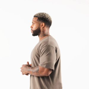 T-shirt personnalisé en mélange polyester/coton épais pour homme, 220 g/m², devant uni, coupe longue et oversize, respirant, anti-boulochage, manches courtes - Product Image 3