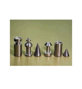 Piezas de ajedrez metálicas simples en estilo de varilla, juego de piezas de ajedrez minimalistas para decoración moderna del hogar u oficina, regalo. - Product Image 1