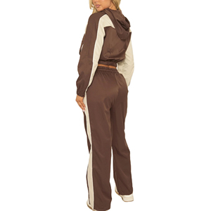Custom Nylon Tracksuit Waterproof Windbreaker Ladies OEM Crop Hoodie Gym Workout Tracksuit For Women's - Product Image 3