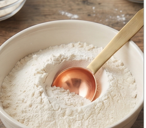 Ensemble élégant de cuillères doseuses en cuivre avec manches en laiton, outils de cuisine en métal pour des mesures culinaires précises - Product Image 5