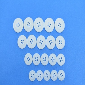 Botones de Plástico PE Ecológicos en Oferta, Botones Redondos de Resina de 11.5mm con 4 Agujeros para Manualidades, Costura, Ropa, Abrigos y Camisetas - Product Image 3