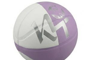 ลูกบาสเก็ตบอล KLTW INT'L ไซส์ 7 สีม่วงขาว โลโก้ K1  หุ้มด้วยหนัง  ไส้ยางบิวทิล  ทนทาน เหมาะสำหรับฝึกซ้อมในร่ม - Product Image 2