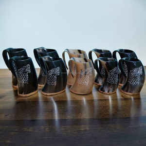 Taza de cuerno de lobo vikinga tallada a mano de lujo, estilo medieval de fantasía, a precio económico. - Product Image 6