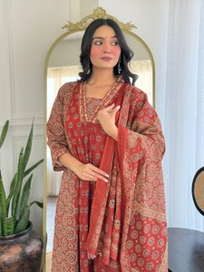 Salwar Kameez Rojo Estampado para Mujer, Algodón Puro Bordado, Traje Tradicional Indio Pakistaní para Festivales, Bodas y Fiestas - Product Image 2
