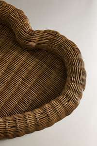 Bandeja de mimbre tejida a mano con forma de corazón, bandeja para servir desayuno, bandeja decorativa para decoración del hogar, mesa de café, exhibición en la cocina - Product Image 4