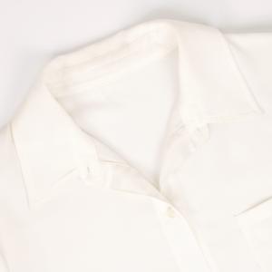 Chemise tunique blanche à manches longues pour femme avec col boutonné, tenue de bureau décontractée |   Fabricant de vêtements au Cambodge - Product Image 4