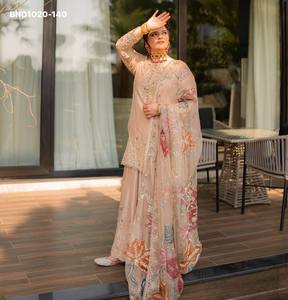 Proveedor de la India de conjuntos de lehenga, kurti de manga larga y dupatta, de diseño elegante, en tela chinon con bordado de lentejuelas, listos para usar. - Product Image 3
