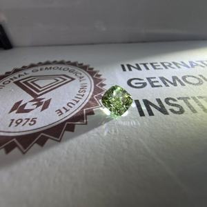 Diamante Suelto Cultivado en Laboratorio, Corte Cuadrado Cojín de 3CT, Verde Intenso VS1, Certificado IGI - Product Image 2