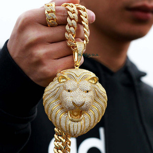 Pendentif tête de lion plaqué or 22 carats pour homme avec incrustation de diamants, chaîne hip-hop, à porter au quotidien - Product Image 2