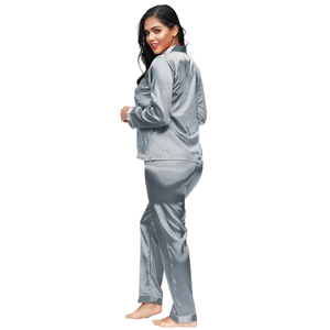Ensemble de vêtements de nuit pour femmes en satin de luxe avec chemise classique à boutons et pantalon de pyjama long élégant - Product Image 4