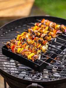 Parrilla Portátil de Carbón con Soporte para Asar al Aire Libre y Barbacoa - Product Image 1
