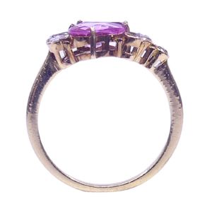 Anillo Unisex de Oro de 14K con Turmalina Rosa en Forma de Corazón, Corte Brillante, Clásico y Lujoso, para Compromiso, Boda, Aniversario o Fiesta - Product Image 3