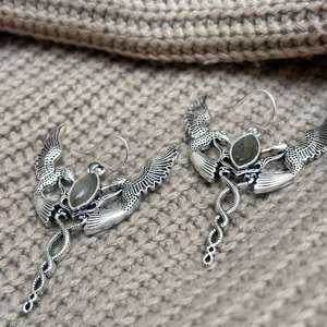 Pendientes Colgantes de Serpiente con Labradorita Ala de Águila, Bañados en Plata, Estilo Neo-Gótico, Regalo Animal para Mujer, Venta al por Mayor - Product Image 6