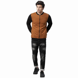 Blouson bomber pour homme au design tendance, de qualité supérieure, au meilleur prix. - Product Image 4