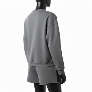 Conjunto de Sudadera y Pantalones Cortos de Felpa de Algodón y Poliéster Premium para Mujer, Diseño con Panel de Logotipo de Pedrería - Product Image 5