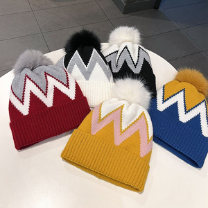 Bonnet en laine mélangée personnalisé avec logo imprimé – Qualité supérieure, respirant, imperméable, chaud pour l'hiver – Vente en gros - Product Image 1