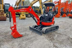 Miniexcavadora Kubota Modelo U25S en Buen Estado, 2.5 Toneladas – Peso: 5,500 lbs, Potencia del Motor: 20.9 HP - Product Image 2