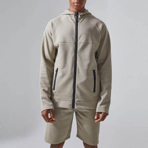 Ensemble survêtement athlétique pour homme : sweat à capuche zippé et short – Tenue de sport décontractée deux pièces - Product Image 1