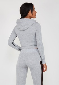 Ensemble sportif 2 pièces gris pour femme : haut court à capuche à manches longues et leggings taille haute en tricot uni de spandex et polyester - Product Image 6