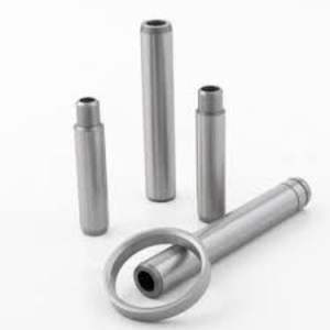 Guide de soupape automobile haute précision en acier allié, pièce de rechange OEM pour moteurs diesel et essence - Product Image 1