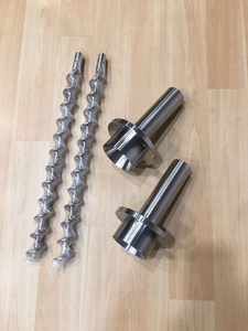 Vis sans fin d'alimentation OEM en acier allié usiné CNC, vis spirale pour équipement de convoyage, arbre de vis sur mesure de haute précision - Product Image 3