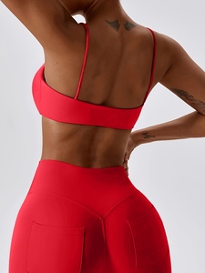 Soutien-gorge de sport pour femme en tissu super doux et respirant, à prix avantageux, idéal pour l'entraînement et les séances de fitness, pour la salle de sport. - Product Image 4