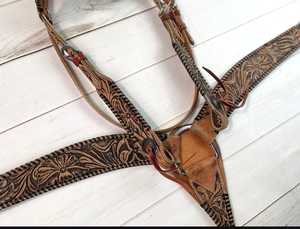 Ensemble d'équipement équestre classique en cuir Hermann Oaks Western Sier pour l'équitation, comprenant une bride de cowboy, une têtière et un harnais de poitrine - Product Image 2