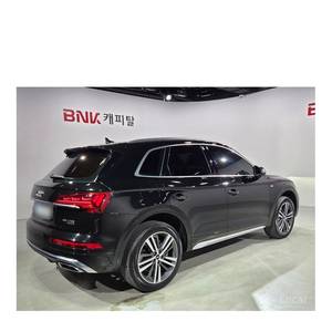 Audi Q5 45 TFSI Quattro Premium 2023, 22,833 km, Volante a la Izquierda, Asientos de Cuero, Cámara Trasera - Product Image 6