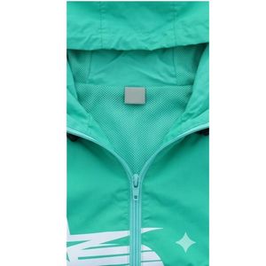 Chaqueta Cortavientos de Alta Calidad para Hombre con Logotipo Personalizado al por Mayor, Chaqueta Impermeable Ligera con Protección UV, Transpirable para Exteriores - Product Image 6