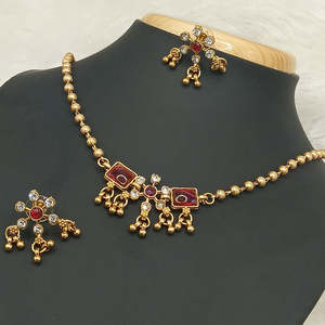 Ensemble de collier ras de cou en pierre autrichienne plaqué or 10573861 Ensembles de bijoux fins exquis - Product Image 1