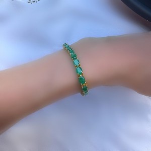 สร้อยข้อมือเงินชุบทองประดับมรกตธรรมชาติทรงรี ดีไซน์หรูหรา พร้อมอัญมณีสีเขียว ของขวัญประจำเดือนพฤษภาคมสำหรับผู้หญิง - Product Image 5