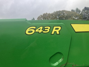 Tractor agrícola John Deere T-R-A-K-T-O-R 6130-R - Product Image 5