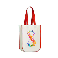 Sac fourre-tout personnalisé de haute qualité à coins arrondis avec logo, sac non tissé personnalisé en emballage boîte, avec poignée en PP et logo.