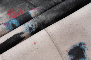 Jeans en denim personnalisés à imprimé numérique 3D, effet éclaboussures d'encre, coupe droite, pour homme - Product Image 3