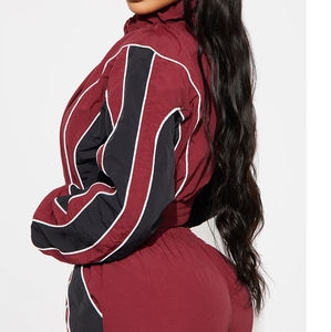 เสื้อแจ็กเก็ตและกางเกงกันลมผ้าไนลอนน้ำหนักเบาสำหรับผู้หญิงพิมพ์ลายแนวสตรีทเสื้อกันลมชุดวอร์มฤดูหนาว - Product Image 6