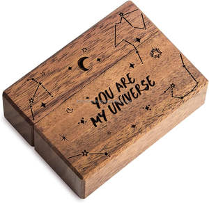 Caja de anillo de compromiso de madera Caja de anillo plano Delgado pequeño para propuesta, boda (Eres mi universo) - Product Image 4